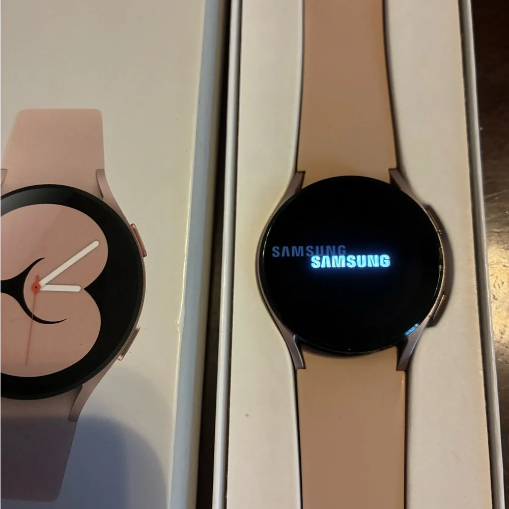 Samsung Galaxy Watch4 - Pink